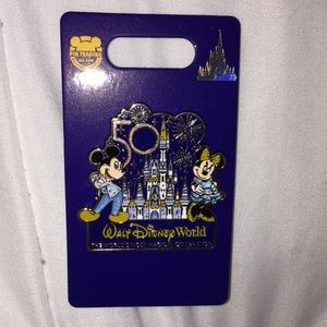 NEW Disney 50th Mickey & Minnie Castle Pin